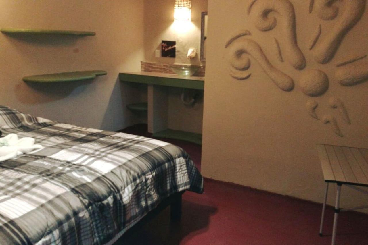 Deja Hostel プレヤデルカーメン エクステリア 写真
