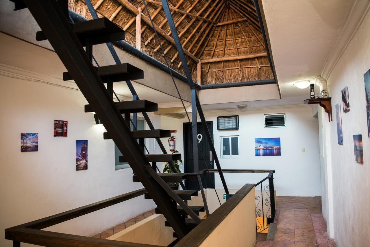 Deja Hostel プレヤデルカーメン エクステリア 写真